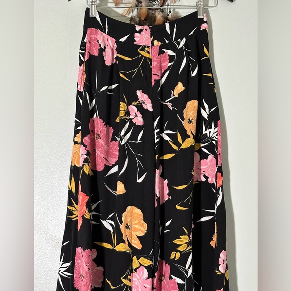 Guess Womens Charissa High Waist Pleated Floral Wide Leg Pants Size 2 Pockets - Picture 10 of 12